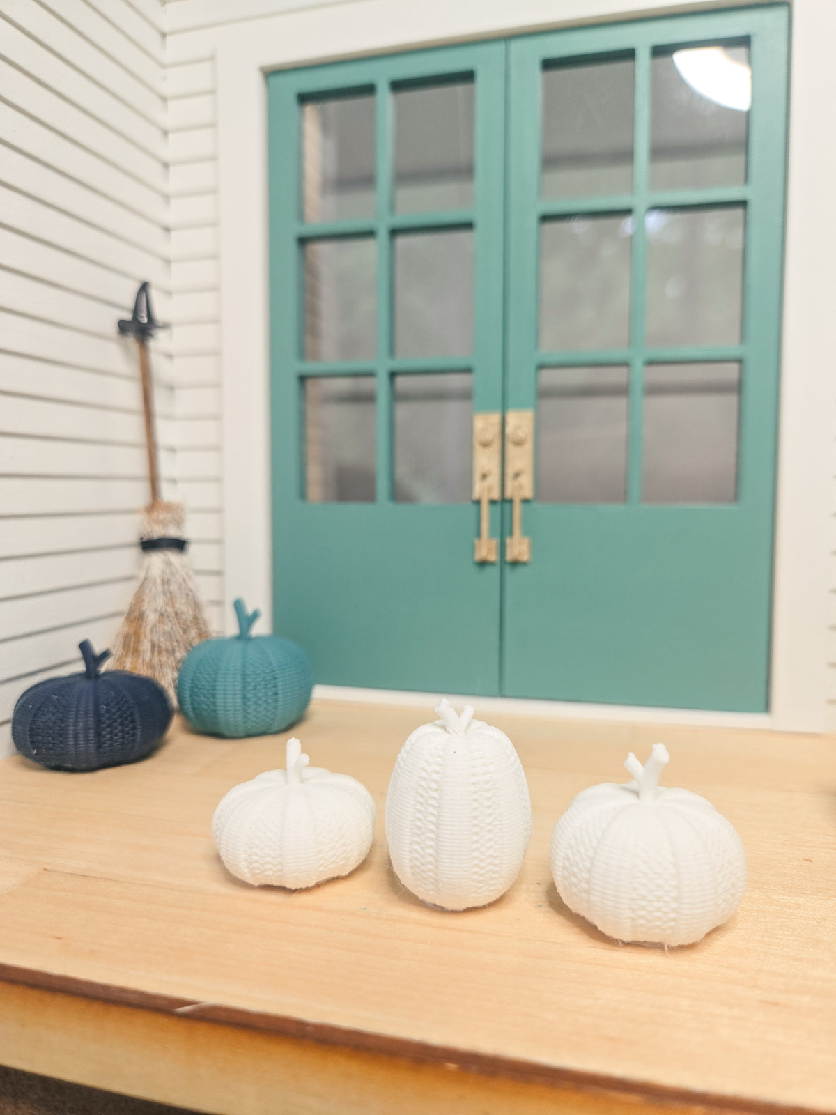 Dollhouse Miniature Wicker Pumpkins (Small), Dollhouse Pumpkins, Mini Fall Decor, Dollhouse Accessories, 1:12 Scale