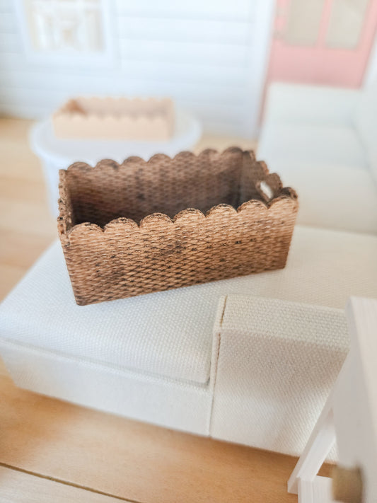 Dollhouse Miniature Scalloped Basket, Faux Stained Dollhouse Basket, Mini Decor, Dollhouse Accessories, Mini Scalloped Basket, 1:12 Scale