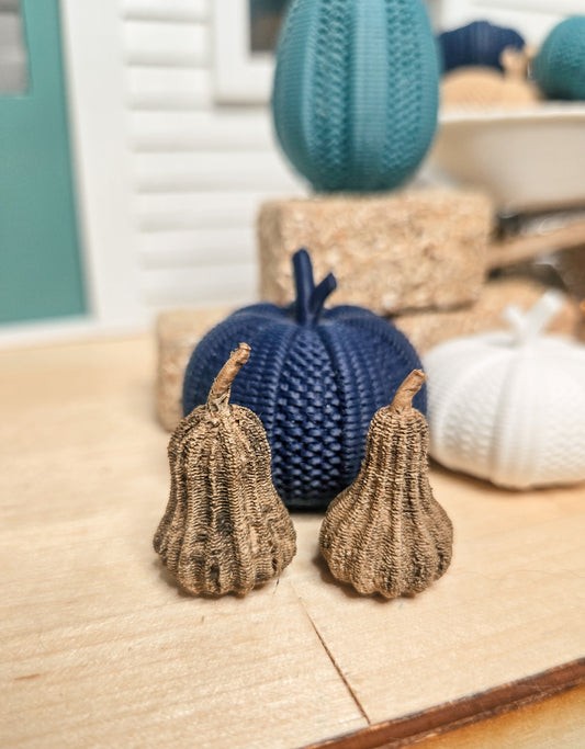 Dollhouse Miniature Wicker Gourds, Faux Stained Dollhouse Gourds, Mini Fall Decor, Dollhouse Accessories, 1:12 Scale