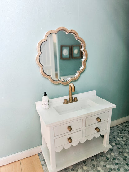 Dollhouse Miniature Scallop Mirror, Dollhouse Bathroom Mirror, Mini Decor, Dollhouse Accessories, Mini Mirror, Decorative Mirror, 1:12 Scale