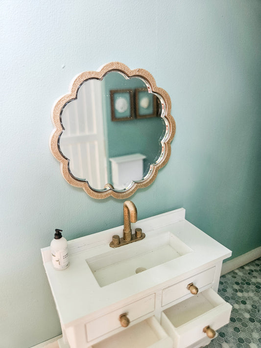 Dollhouse Miniature Scallop Mirror, Dollhouse Bathroom Mirror, Mini Decor, Dollhouse Accessories, Mini Mirror, Decorative Mirror, 1:12 Scale