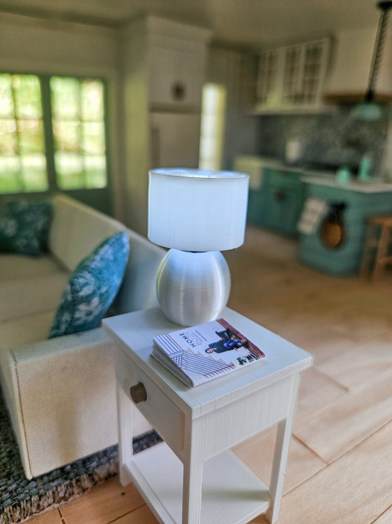 Dollhouse Miniature Lamp, 1:12 Scale, Mini Light, Dollhouse Lamp, Dollhouse Light, Dollhouse Decor, Mini Decor