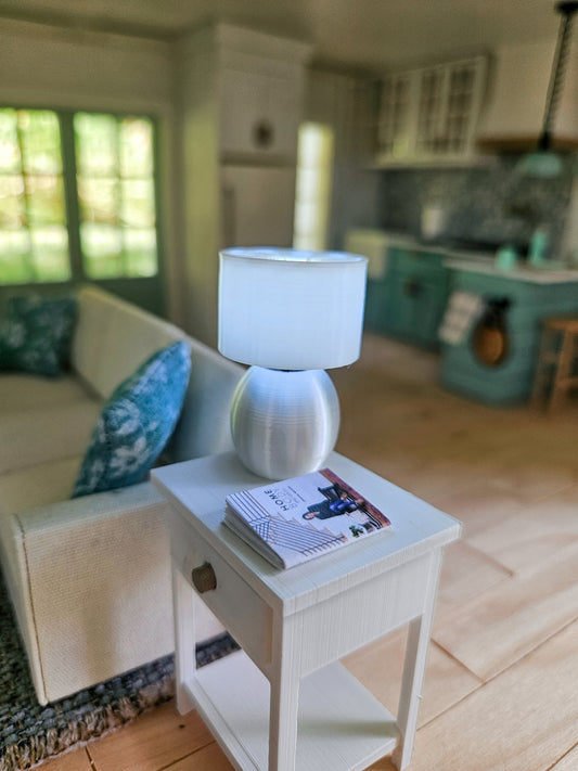 Dollhouse Miniature Lamp, 1:12 Scale, Mini Light, Dollhouse Lamp, Dollhouse Light, Dollhouse Decor, Mini Decor