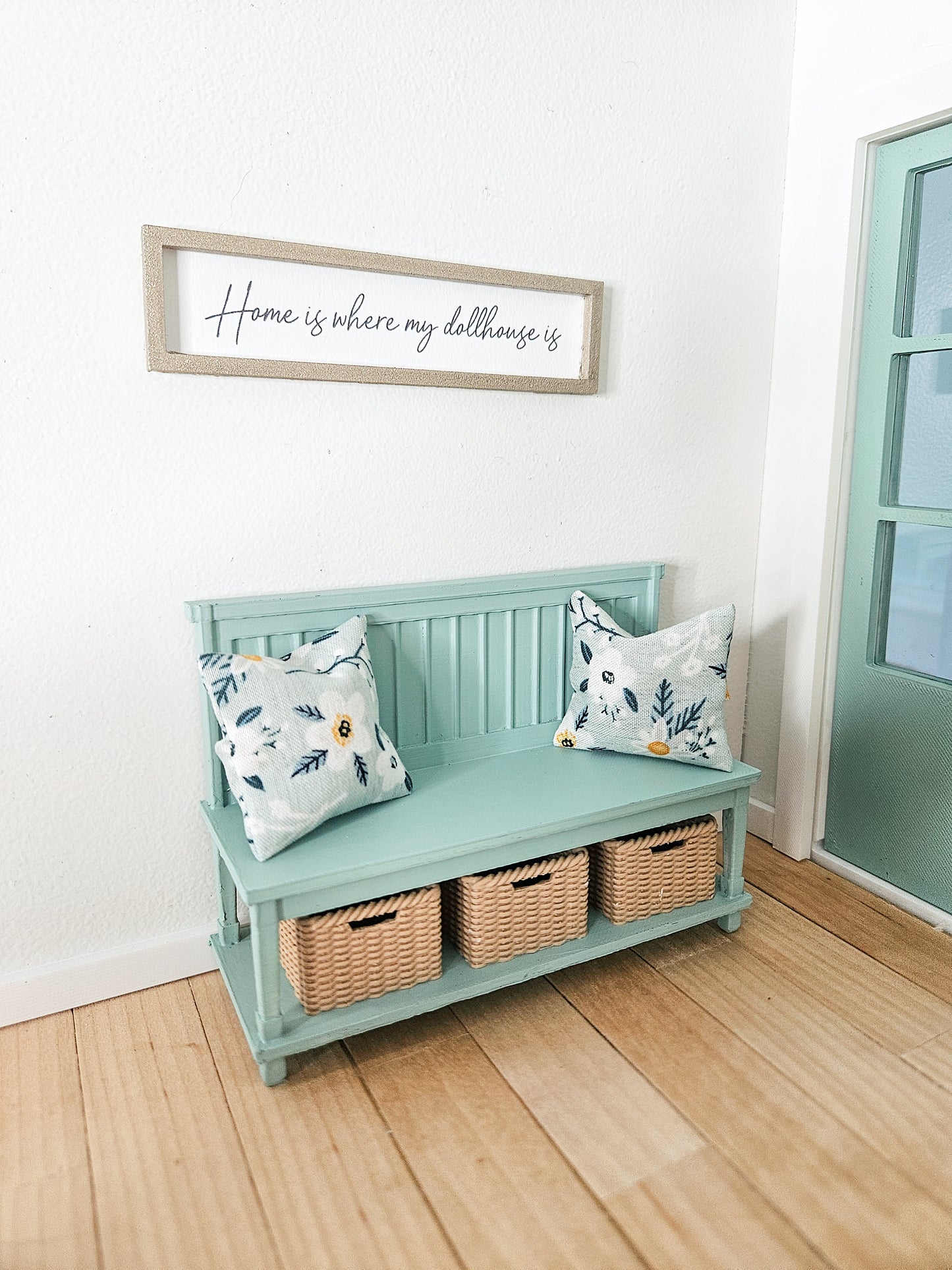 Dollhouse Miniature Bench with Baskets (Unpainted), Dollhouse Entryway Bench, Mini Decor, Dollhouse Accessories, Mini Bench, 1:12 Scale