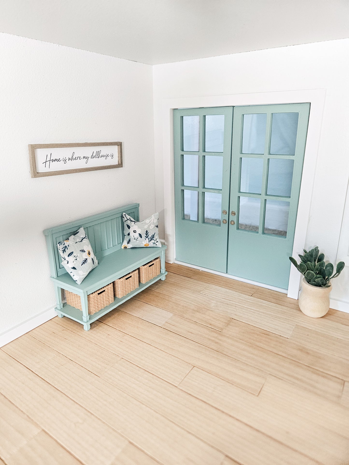 Dollhouse Miniature Bench with Baskets (Unpainted), Dollhouse Entryway Bench, Mini Decor, Dollhouse Accessories, Mini Bench, 1:12 Scale