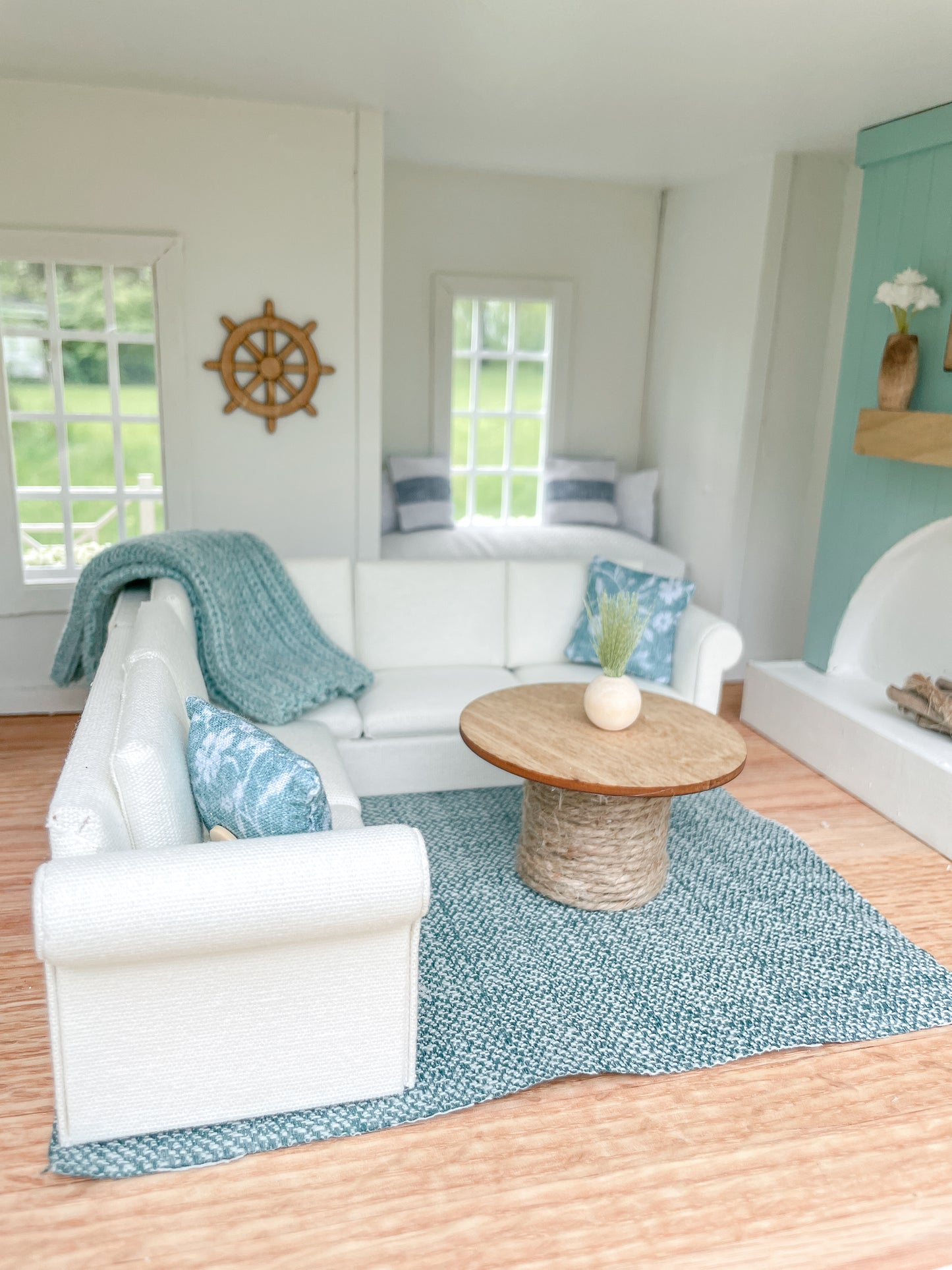 Dollhouse Miniature Coffee Table, Dollhouse Wood Table, Mini Decor, Dollhouse Accessories, Mini Table, 1:12 Scale