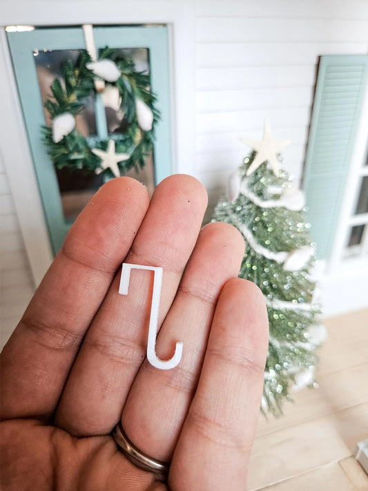 Dollhouse Wreath Hanger, Miniature Wreath Holder, Dollhouse Christmas Decor, 1:12 Scale